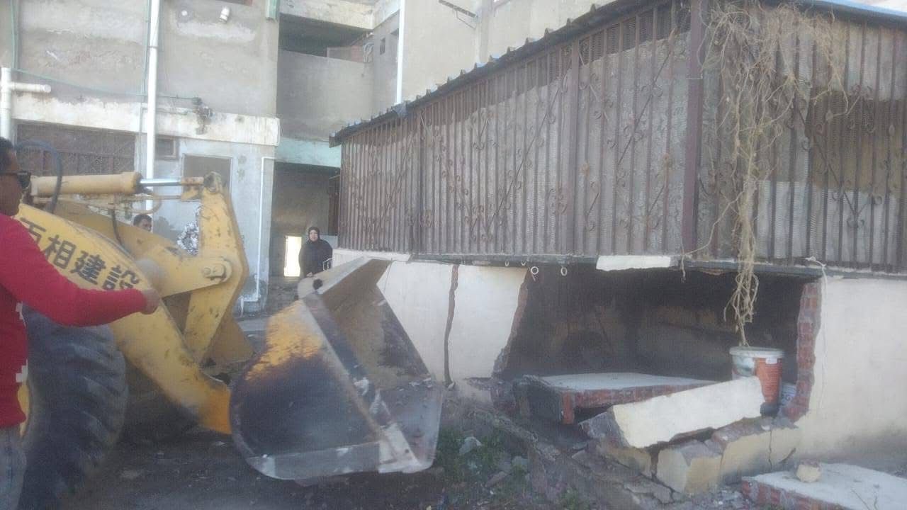 حملات مكبرة لإزالة التعديات والإشغالات ومجابهة ظاهرة فرز القمامة ببورسعيد