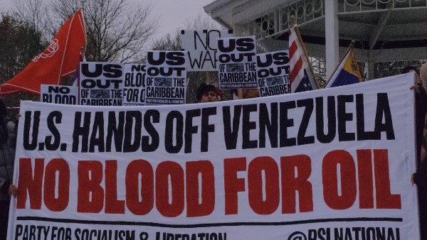 سيدني تشتعل غضبا والشارع الأسترالي يرفض التدخل الأميركي في فنزويلا