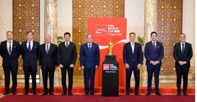 السيسي يعبر عن أمله في استضافة مصر لكأس العالم ويؤكد تعزيز مكانة الرياضة المصرية