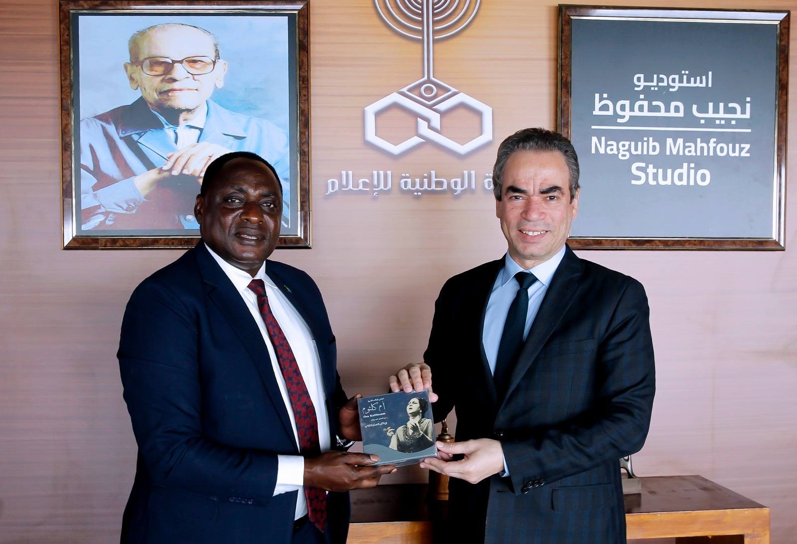 بحضور سفير تنزانيا ماسبيرو يطلق أول برامجه التليفزيونية باللغة السواحلية