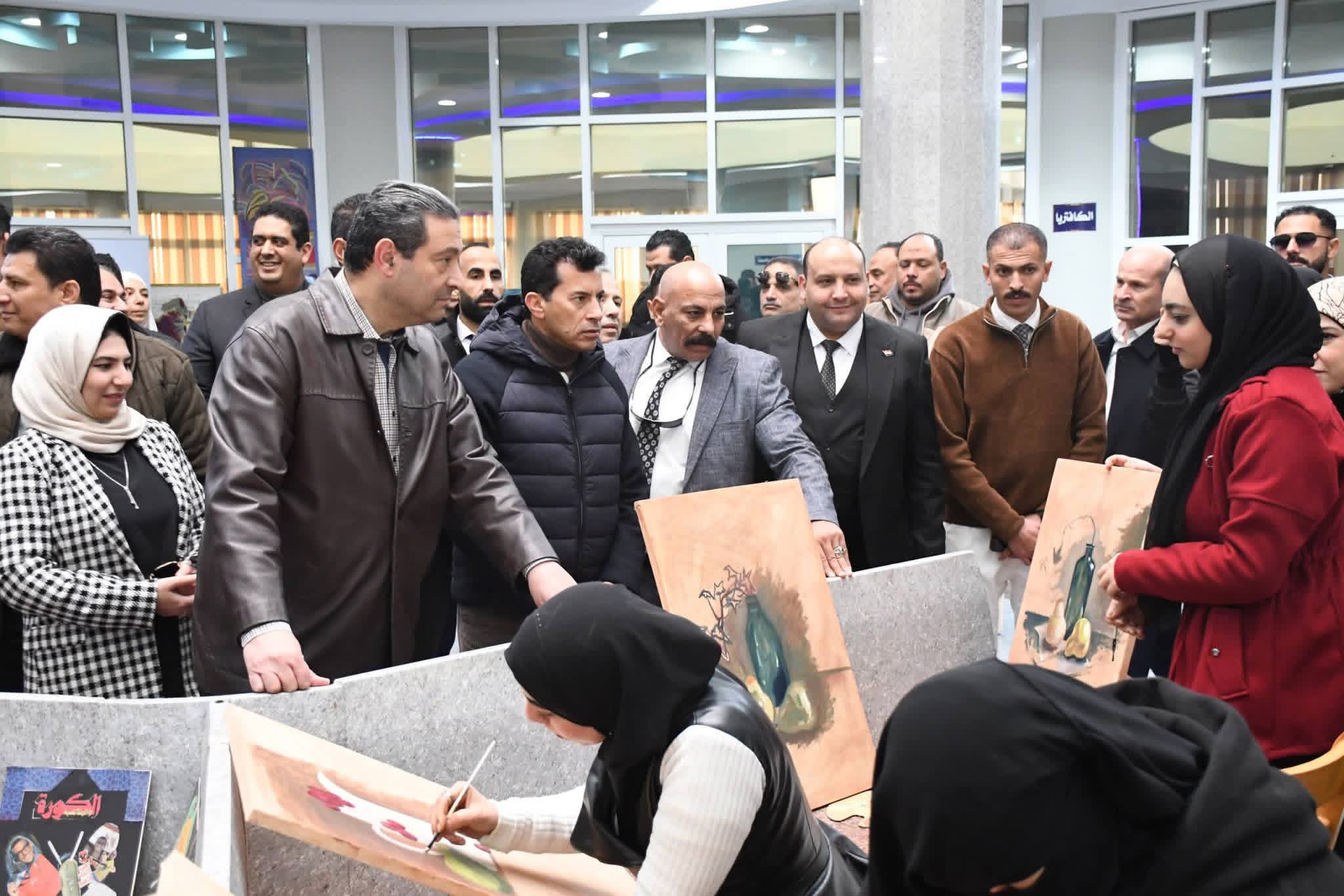 محافظ دمياط بجولة مع وزير الشباب والرياضة وحوار مع القوى الشبابية بالمحافظة