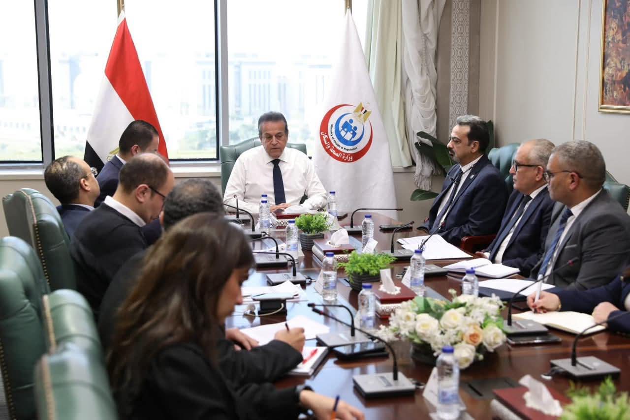 وزير الصحة يبحث حوكمة نفقة الدولة والتأمين الصحي لتسريع وصول الخدمات للمرضى
