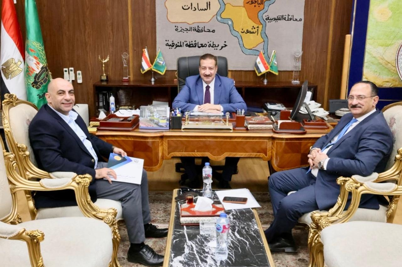 أعضاء مجلس النواب والشيوخ بالمنوفية فى ضيافة أبو ليمون