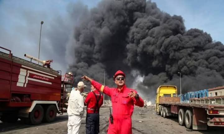 مقتل 5 أشخاص وإصابة 14 بانفجارين منفصلين في بندر عباس والأهواز بجنوب إيران