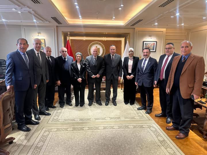 جامعة الإسكندرية تعلن مساندتها لأستراتيجية النهوض بالمنظومة الجامعية