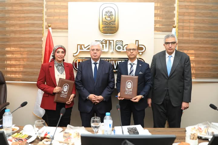 وزير التعليم العالي يترأس اجتماع المجلس الأعلى للجامعات بجامعة الأقصر