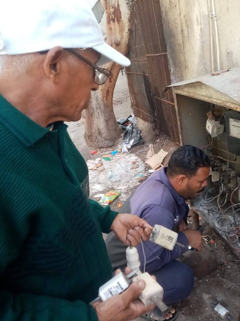 استجابة فورية لشكاوى المواطنين بحي الشرق وإصلاح إنارة منطقة الجولف