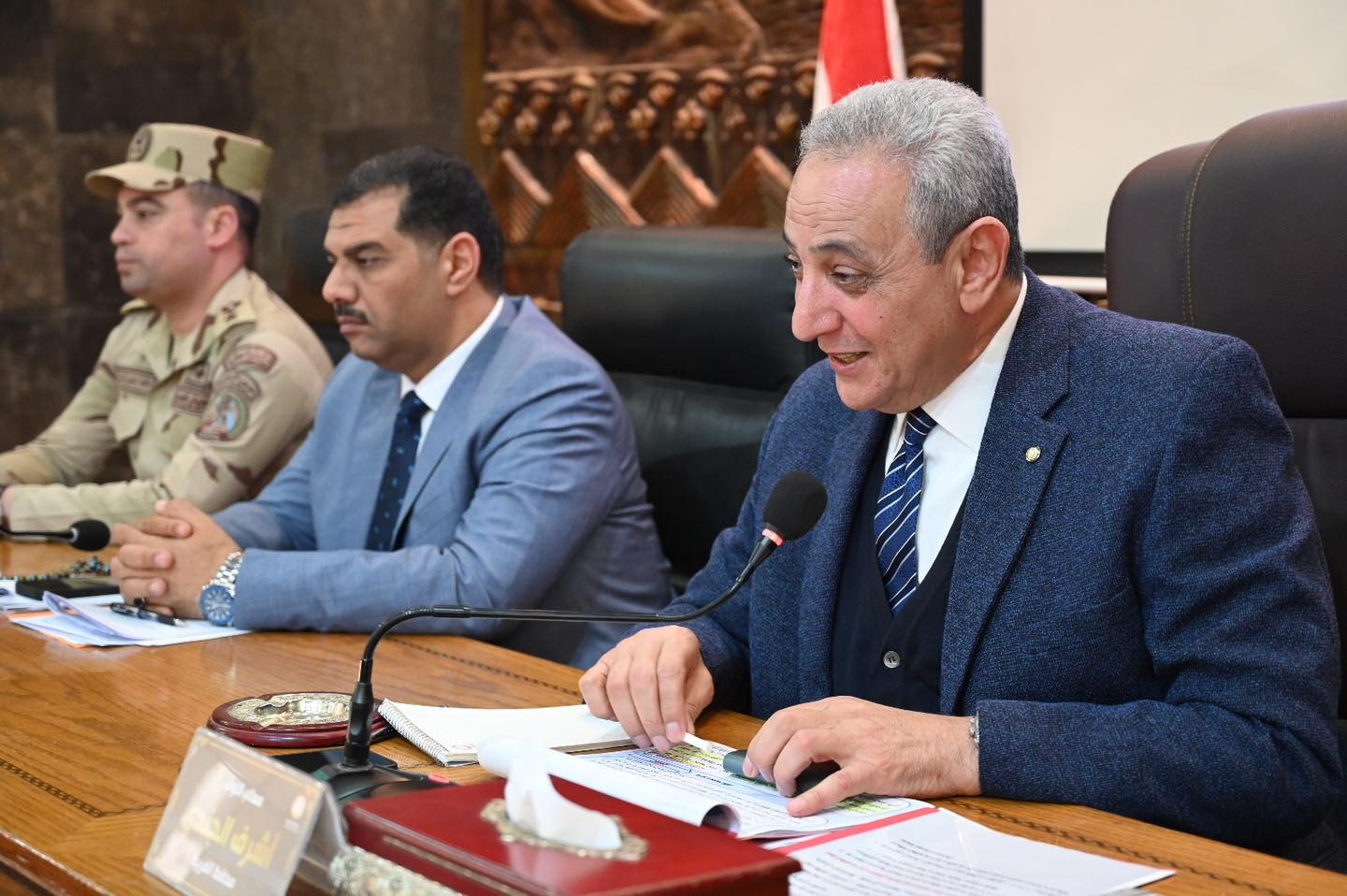 على مدار ٤ ساعات محافظ الغربية يترأس اجتماع المجلس التنفيذى ويرفع درجة الاستعداد القصوى لشهر رمضان المبارك