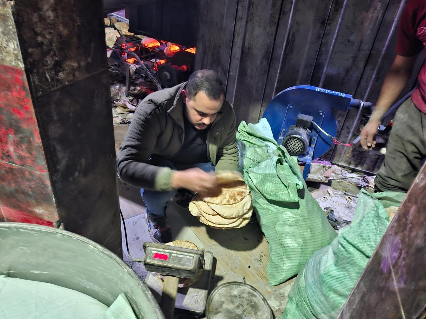 محافظ الغربية يطالب بتشديد الرقابة على مخابز بسيون بعد ضبط 14 مخالفة خلال حملة مكبرة بقرية صان الحجر