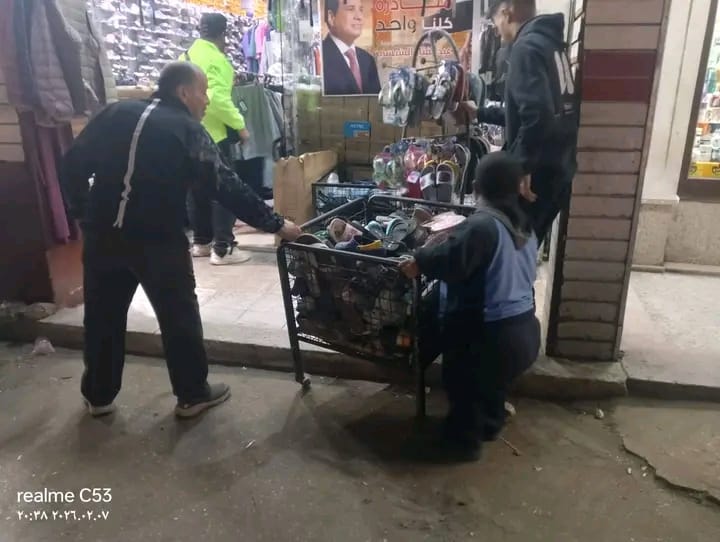 حملات مكثفة لإزالة الإشغالات بجميع الأحياء وبورفؤاد لفرض الانضباط