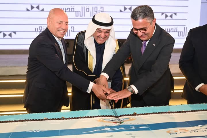 بالإنابة عن رئيس الوزراء وزير التموين والتجارة الداخلية يشارك فى احتفال سفارة الكويت بالعيد الوطنى