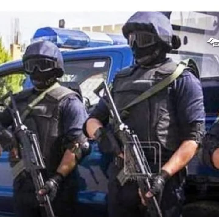 ضبط تشكيل عصابى استولى على أموال المواطنين عبر حساباتهم على تطبيق الدفع الإلكترونى “إنستاباى” بالتعاون مع عناصر دولية