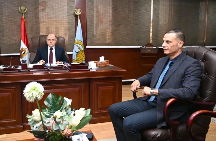 محافظ الغربية يستقبل نائبه ويشدّد على العمل الميداني بروح الفريق الواحد،