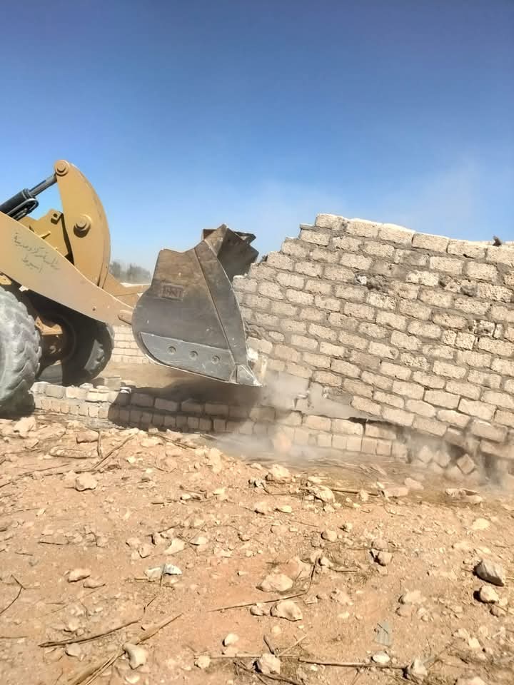 محافظ أسيوط: إزالة 24 حالة تعدي واسترداد 42 فدان ضمن أعمال الموجة الـ28 للازالات