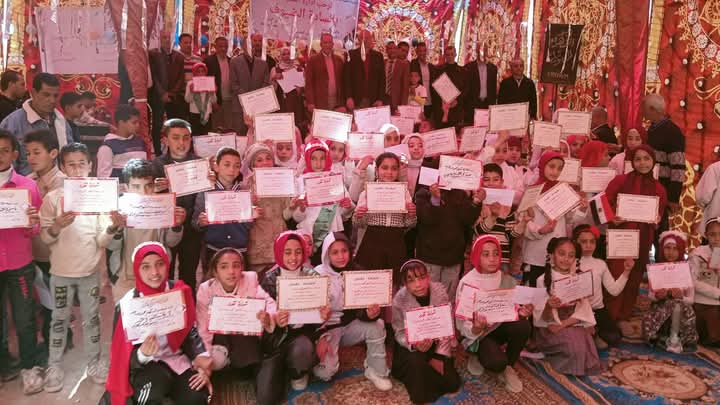 مدير تعليم أسيوط يكرم الفائزين بمسابقة حفظ القرآن الكريم بمدرسة الشهيد محمود مساعد الابتدائية بالبدارى