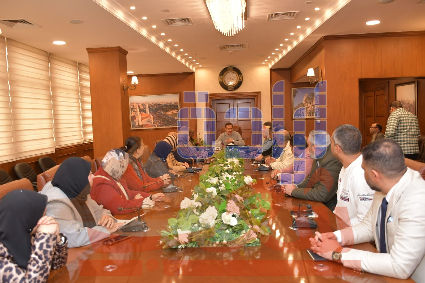 محافظ بورسعيد يوجه شركة النظافة بتوفير ١٥٠٠ صندوق قمامة