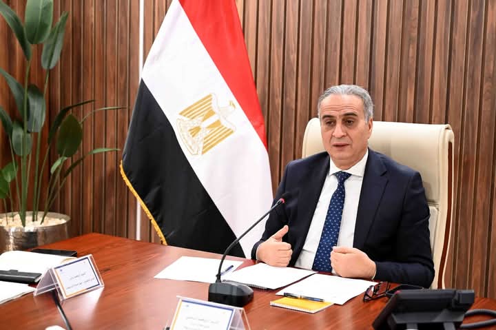 رئيس جهاز حماية المستهلك يوجه بتكثيف التواجد الميداني ورفع درجة الجاهزية بالأفرع الإقليمية لضبط الأسعار وفرض الانضباط بالأسواق