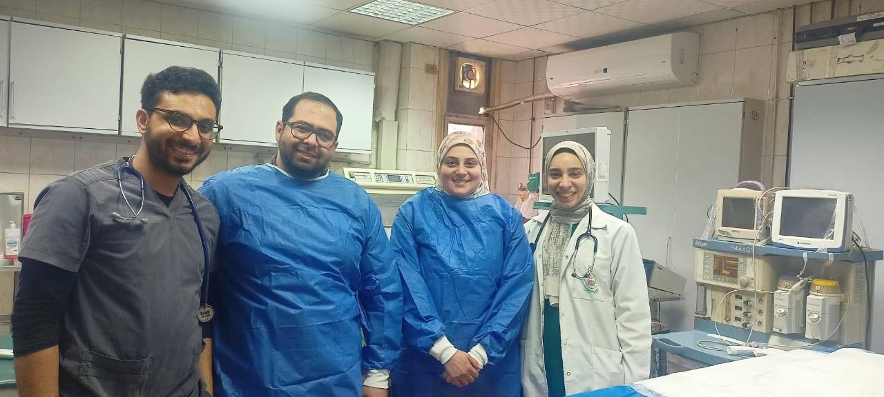 جامعة المنصورة: إنقاذ رضيع من ابتلاع 6 قطع مغناطيس دون جراحة بمستشفى الأطفال