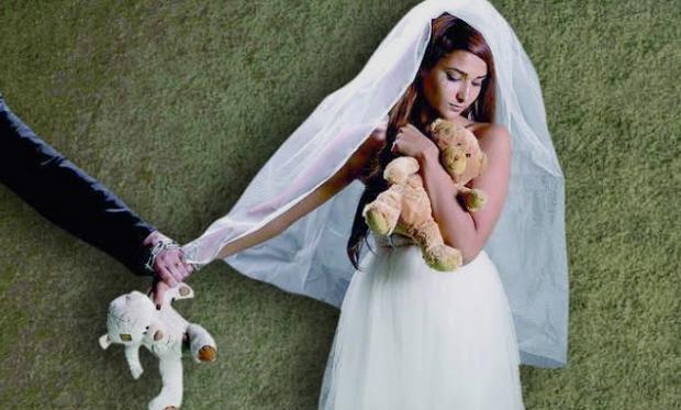 الحبس وغرامة 100 ألف جنيه.. البرلمان يتحرك لتجريم زواج القاصرات بعقوبات مشددة