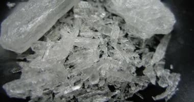 سموم كيميائية تغزو العقول.. “الآيس والشابو”